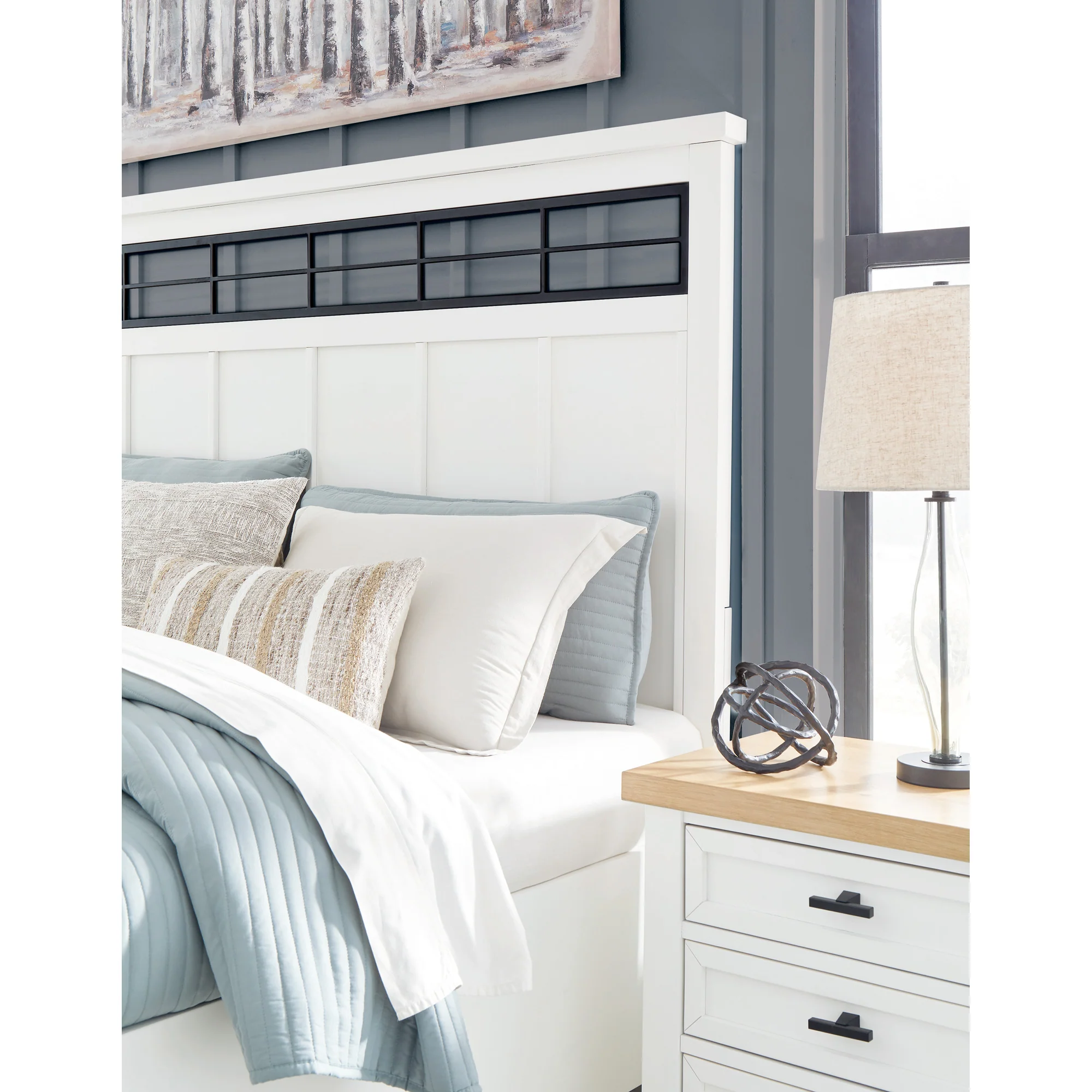 Ashbryn Panel Storage Bed - Image 8