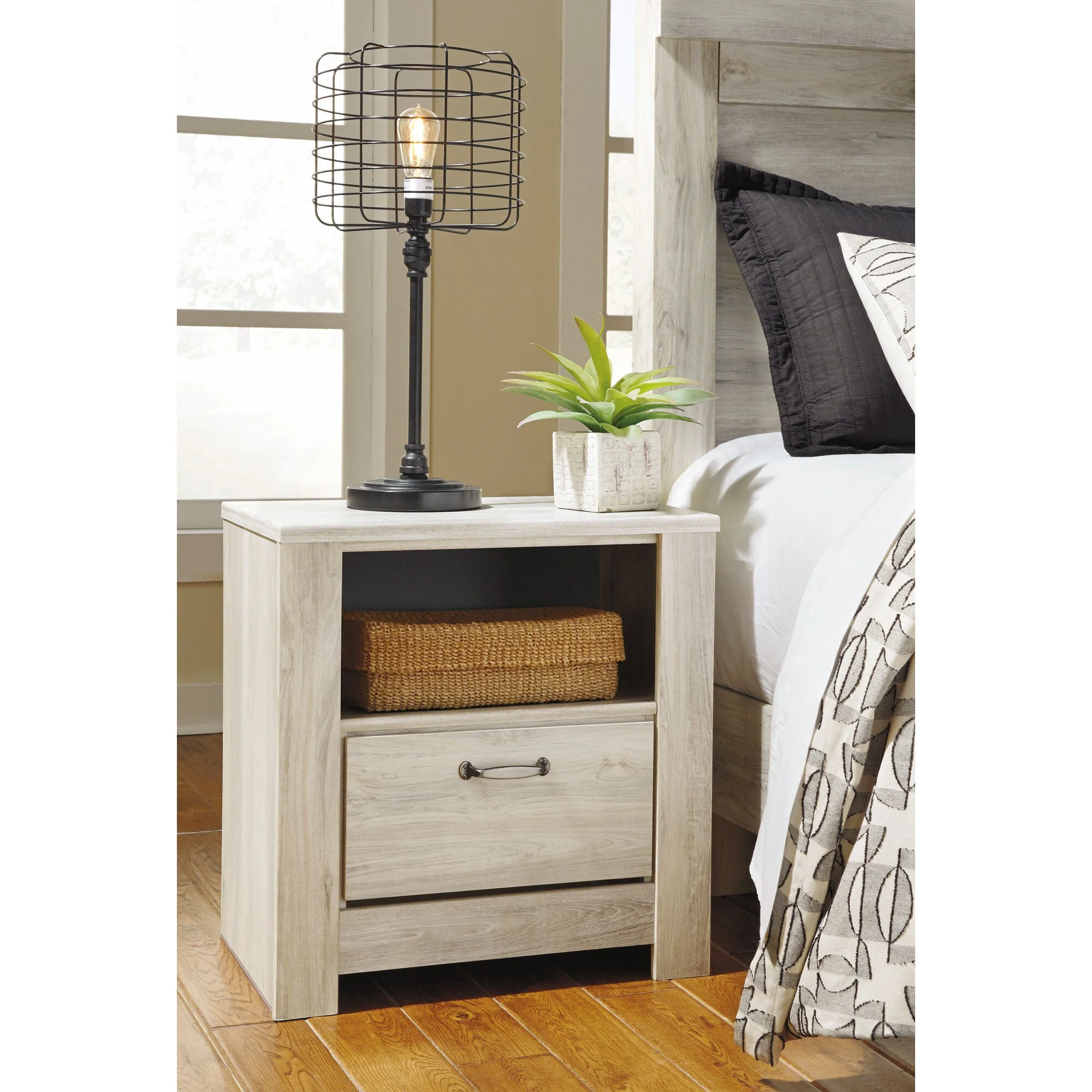 Bellaby Nightstand - Image 2