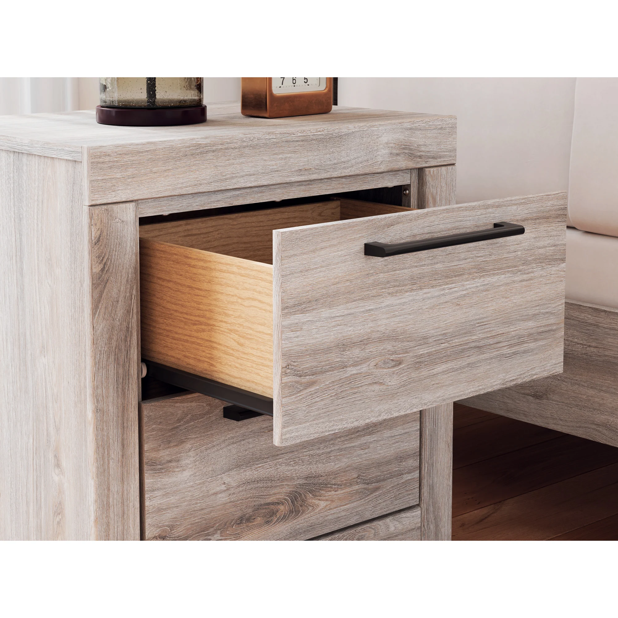 Broachmyn Nightstand - Image 6
