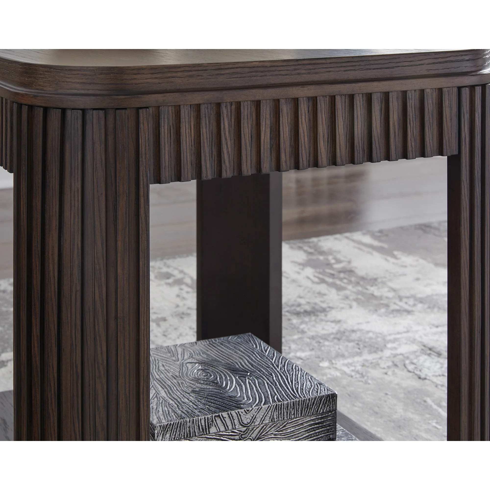 Carlibrie Rectangular End Table - Image 6