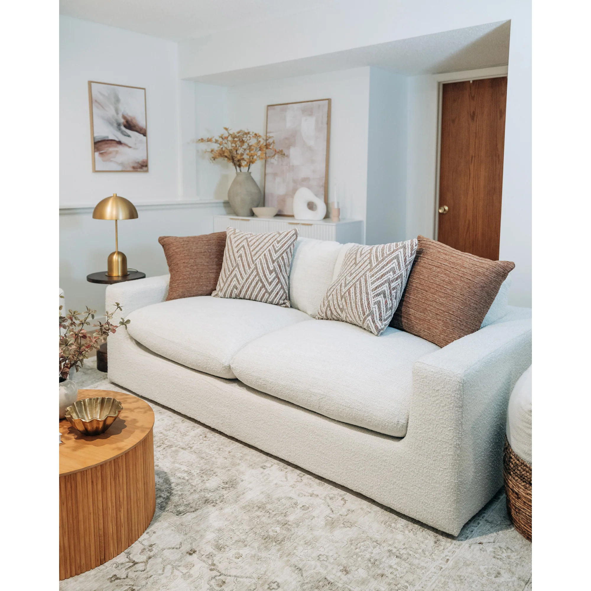 Cormic Sofa - Image 5