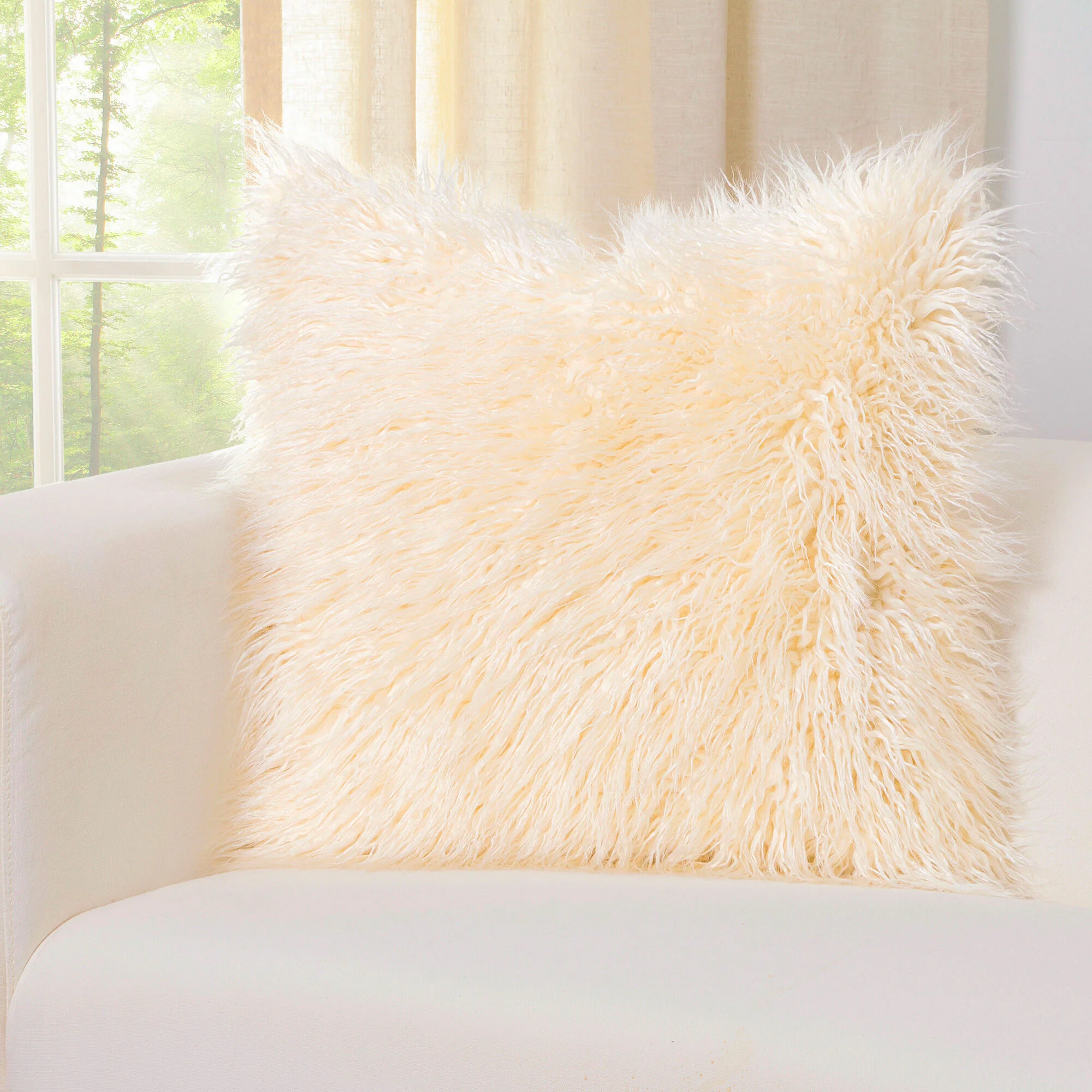 Llama 20 Inch Feather Pillow - Image 15