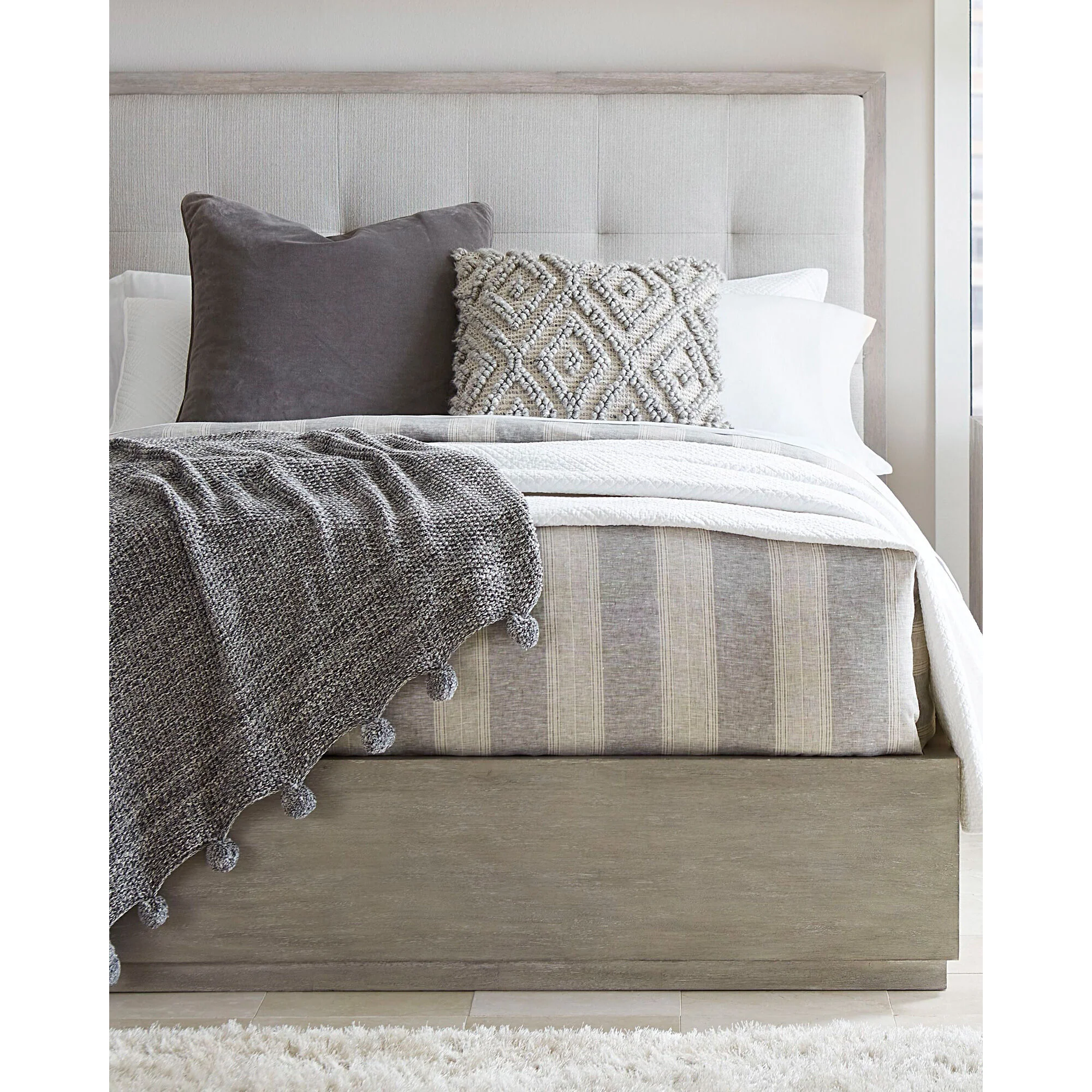 Oxford Panel Bed - Image 12