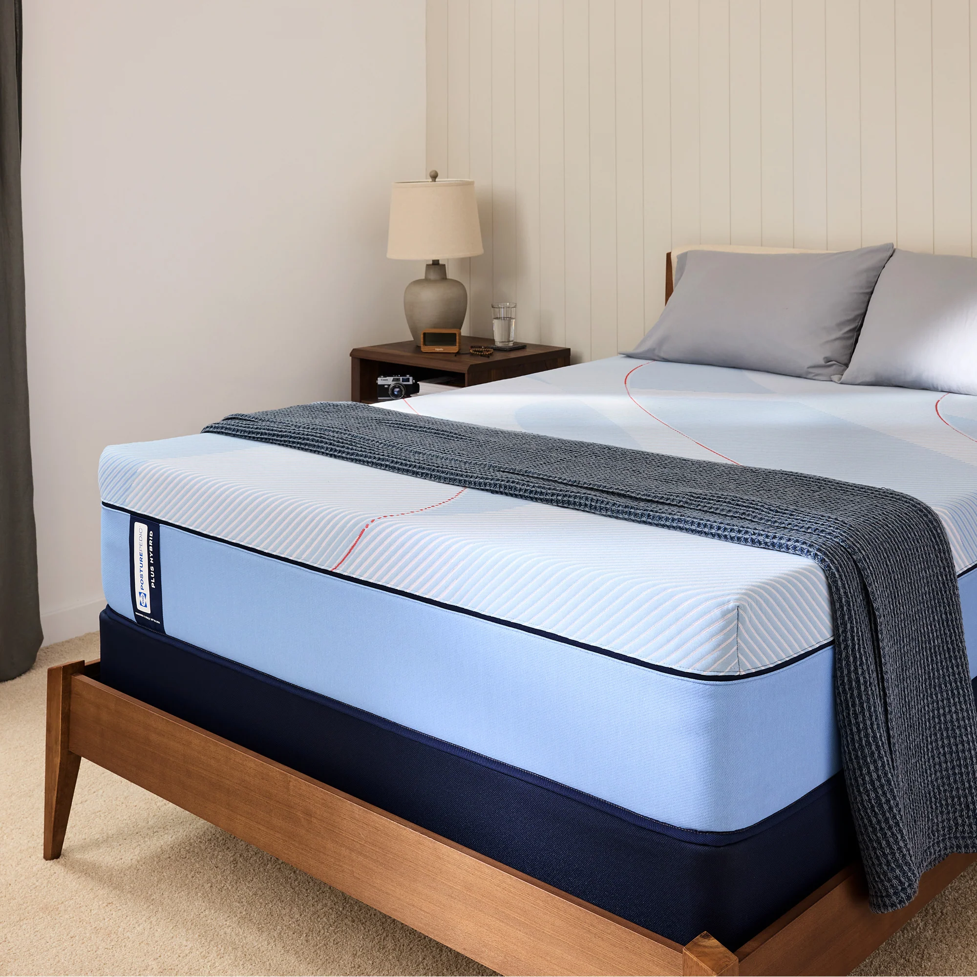 Sealy Posturepedic Plus Hagerstown Medium Hybrid Mattress - Image 45