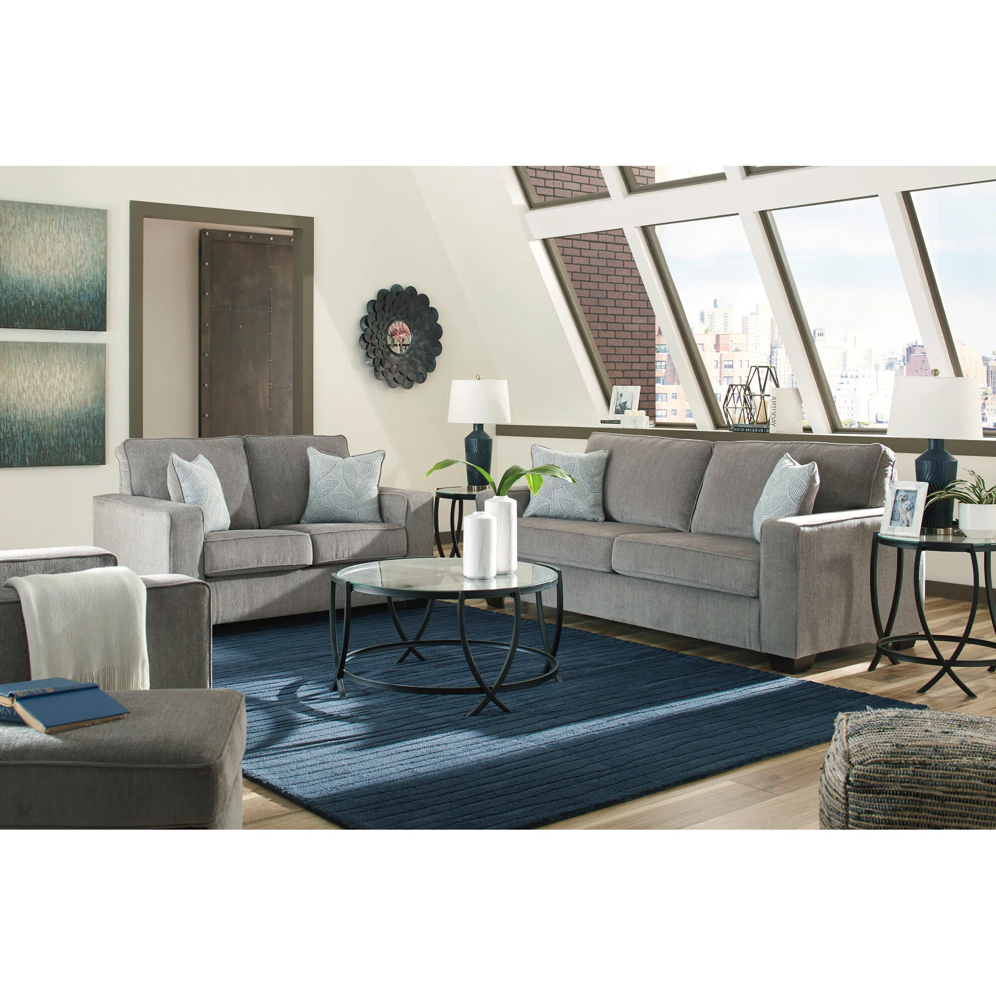 Riles Sofa - Image 3