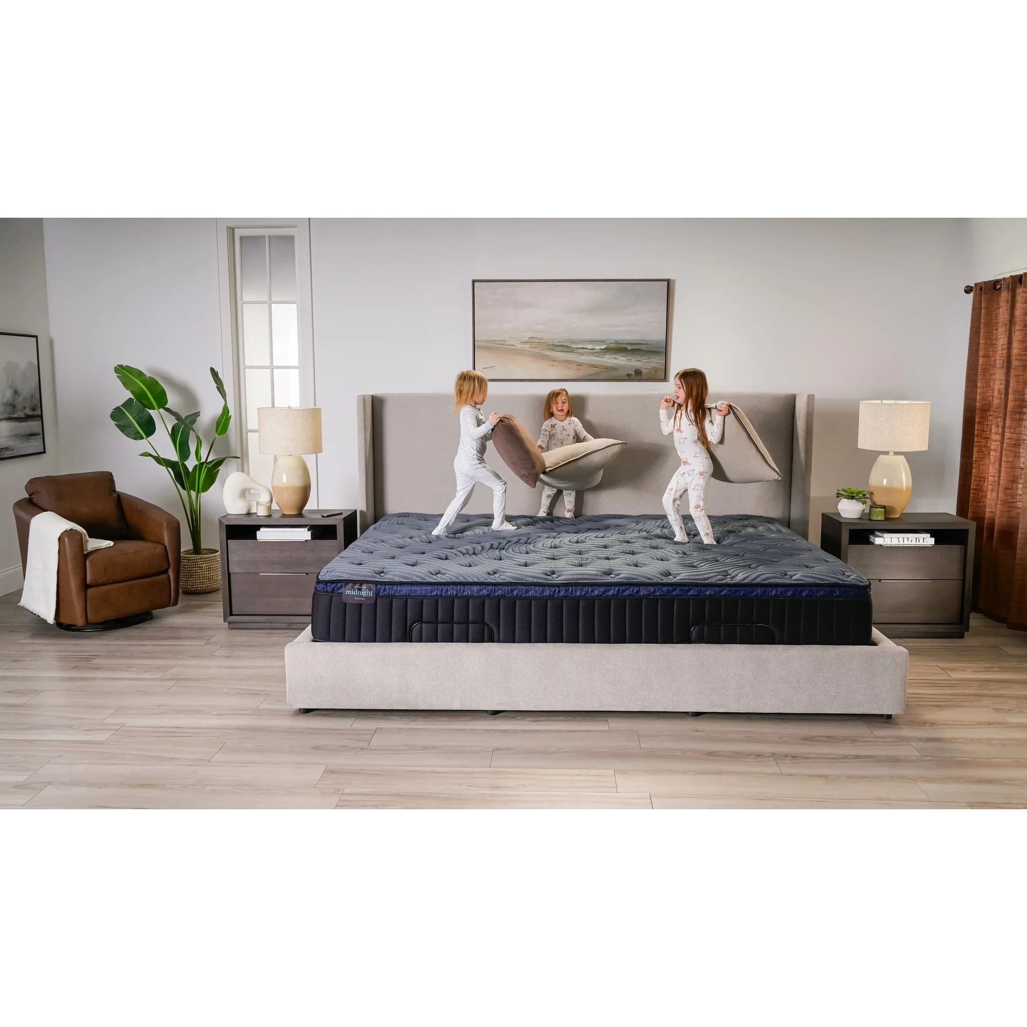 Slumberland Midnight Select Medium Tight Top Mattress - Image 37